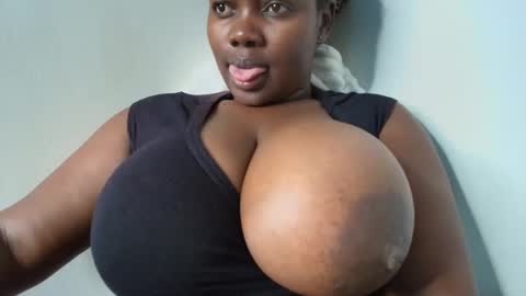 Snapshot of nasty_nohelah chatting on 12.14.25 chimummy online show from 12.14.25