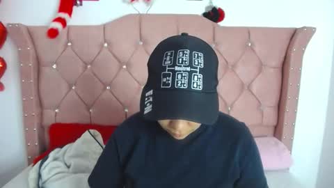 nat_evans8 online show from 03.22.26