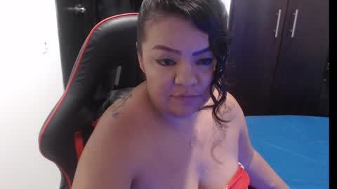 Nata Ramirez online show from 10.10.25