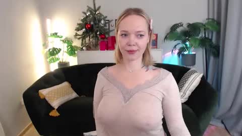 natalee_love online show from 12.20.25