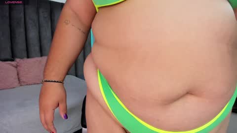 Snapshot of natalia_curvy1 chatting on 01.09.25 Nathalia online show from 01.09.25