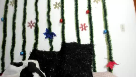 Snapshot of natalia_walker chatting on 12.16.25 Natalia Walker online show from 12.16.25