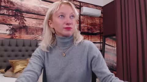 Natalie online show from 12.22.25