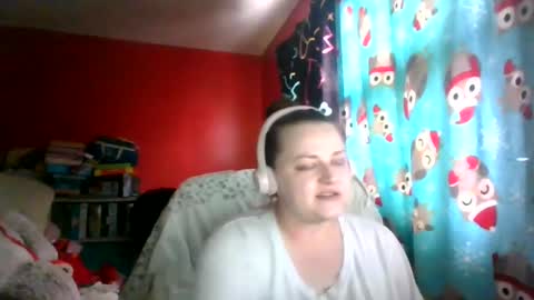 Snapshot of nataliedays chatting on 02.14.25 Natalie online show from 02.14.25
