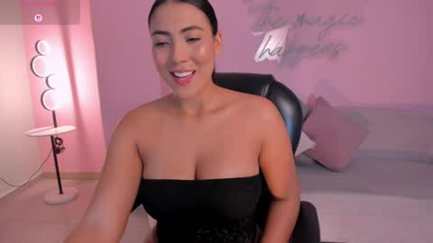 Snapshot of natalielewis_ chatting on 04.23.26 Natalie Lewis online show from 04.23.26