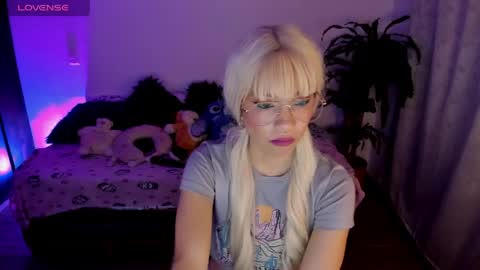 Snapshot of nataly_29 chatting on 05.07.26 MissNatis online show from 05.07.26