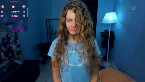 Natalie online show from 09.28.25