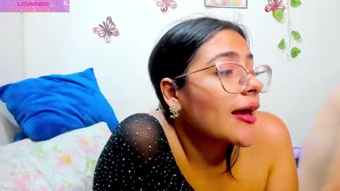 natalystevens online show from 12.17.24