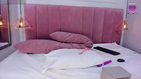 Nataly  online show from 02.13.25