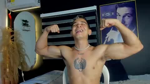 Snapshot of natan_77 chatting on 02.13.25 natan_77 online show from 02.13.25