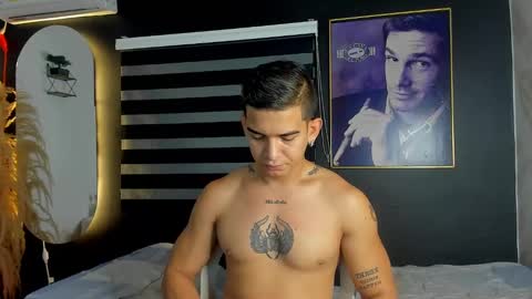 Snapshot of natan_77 chatting on 02.17.25 natan_77 online show from 02.17.25