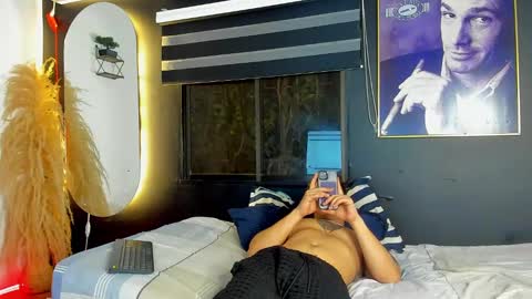 Snapshot of natan_77 chatting on 02.23.25 natan_77 online show from 02.23.25