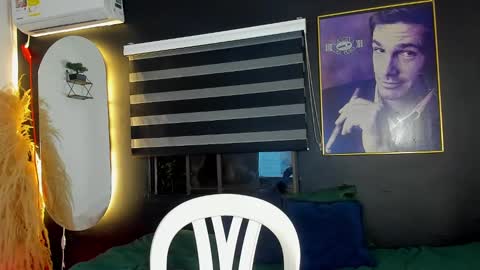 Snapshot of natan_77 chatting on 02.27.25 natan_77 online show from 02.27.25