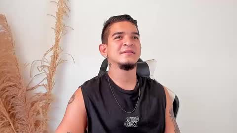 Snapshot of natan_77 chatting on 10.18.25 natan_77 online show from 10.18.25