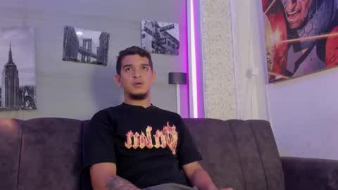 Snapshot of natan_77 chatting on 10.27.25 natan_77 online show from 10.27.25