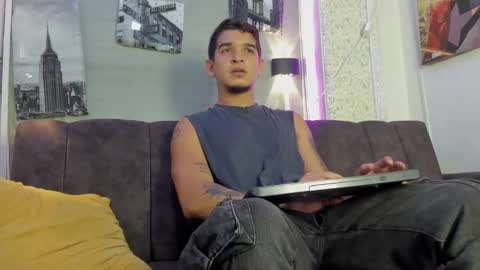 Snapshot of natan_77 chatting on 11.03.25 natan_77 online show from 11.03.25