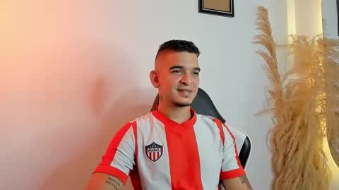 Snapshot of natan_77 chatting on 11.23.25 natan_77 online show from 11.23.25