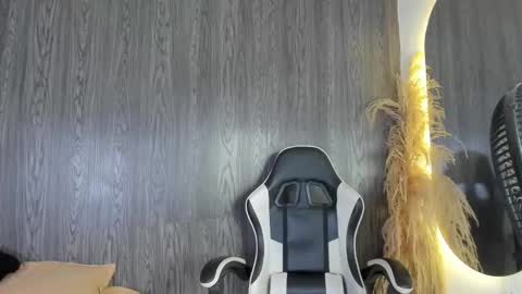 Snapshot of natan_77 chatting on 02.06.26 natan_77 online show from 02.06.26