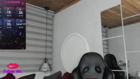Snapshot of natasha__logan chatting on 06.15.26 Natasha online show from 06.15.26