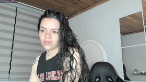 Snapshot of natasha__logan chatting on 06.16.26 Natasha online show from 06.16.26
