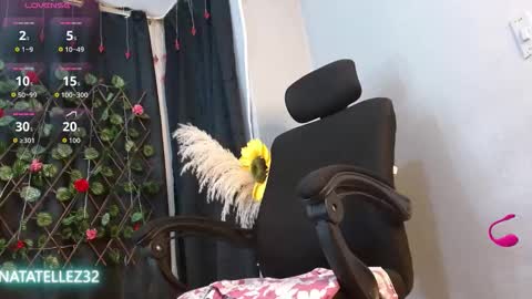 NataTellez online show from 11.23.25