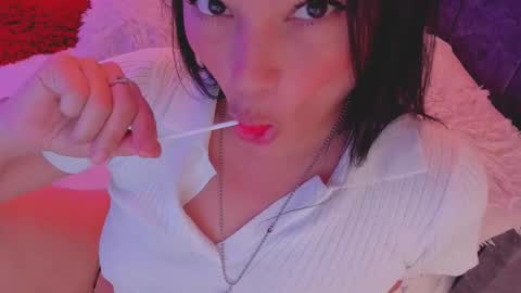 Snapshot of nathalia_evans chatting on 11.12.25 Nataly independent model dont forget to leave your like that will help me grow as a model online show from 11.12.25