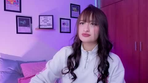 Snapshot of nathalia_ramirez_ chatting on 02.24.26 Nathalia Ramirez online show from 02.24.26