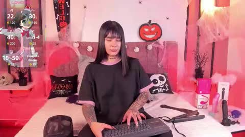 nathalia_stone online show from 10.26.25