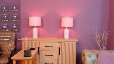 Snapshot of nathalie_rossel chatting on 01.28.25 nathalie rossel online show from 01.28.25