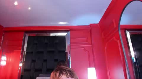 Snapshot of nathalie_rossel chatting on 11.21.25 nathalie rossel online show from 11.21.25