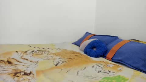 Nathaly online show from 12.04.24