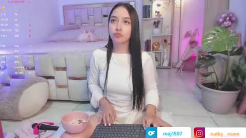 Snapshot of nathaly_star04 chatting on 09.18.25 online show from 09.18.25
