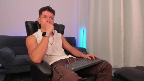 Snapshot of nathan_blake_ chatting on 09.22.25 Nathan online show from 09.22.25