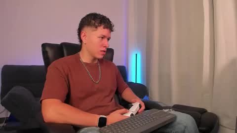 Snapshot of nathan_blake_ chatting on 09.27.25 Nathan online show from 09.27.25