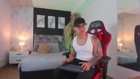 nathan_gross online show from 02.05.25