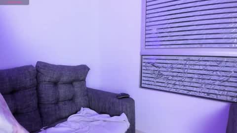 Snapshot of nathilie_steele chatting on 10.15.25 Nathilie steele online show from 10.15.25