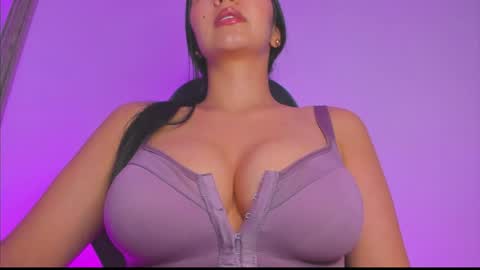 Snapshot of nathyy_garcia chatting on 05.19.26 Nathyy online show from 05.19.26