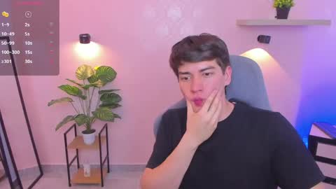 Snapshot of natte__ chatting on 04.10.26 Nathaniel online show from 04.10.26