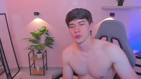 Snapshot of natte__ chatting on 04.15.26 Nathaniel online show from 04.15.26