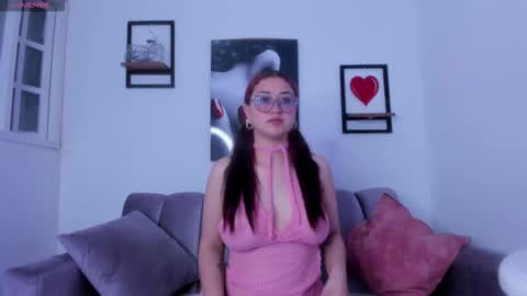 natty_redvelvet online show from 10.17.25