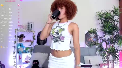 Snapshot of natty_romanof_1 chatting on 12.12.24 natty online show from 12.12.24