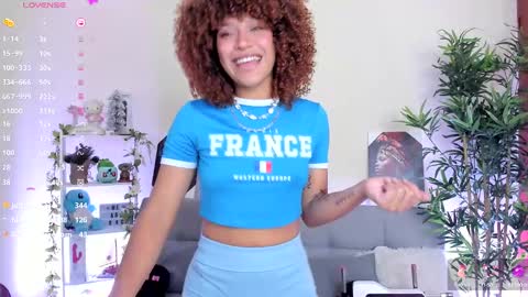 Snapshot of natty_romanof_1 chatting on 01.23.25 natty online show from 01.23.25