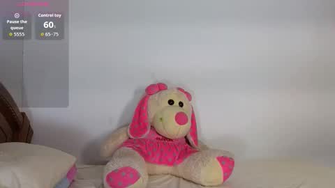 NattyQueen  online show from 10.21.25