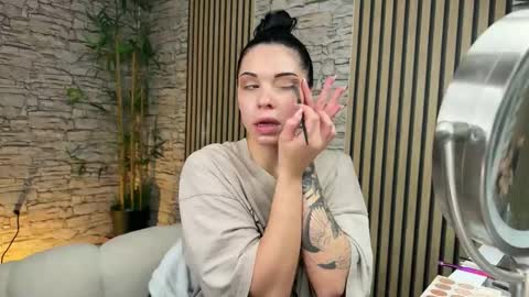 NATTY FIERROS online show from 12.20.25