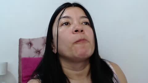 Snapshot of naturally_mature chatting on 02.07.25 Sammy online show from 02.07.25