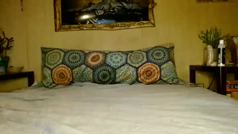 natureboundlovers online show from 01.12.26