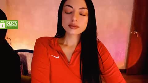 Snapshot of natval_ chatting on 02.15.25 Natalia Valeria online show from 02.15.25