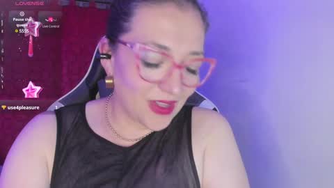 Snapshot of naty__mature_ chatting on 01.31.25 Nataly online show from 01.31.25