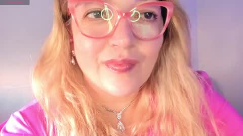 Snapshot of naty__mature_ chatting on 04.06.26 Nataly online show from 04.06.26