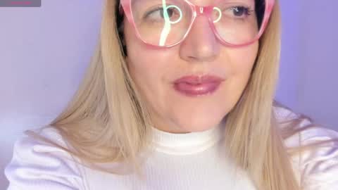 Snapshot of naty__mature_ chatting on 04.09.26 Nataly online show from 04.09.26